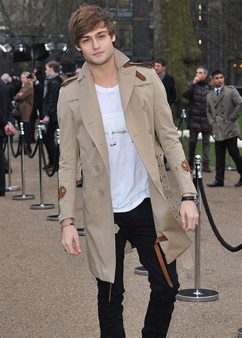 who wears burberry